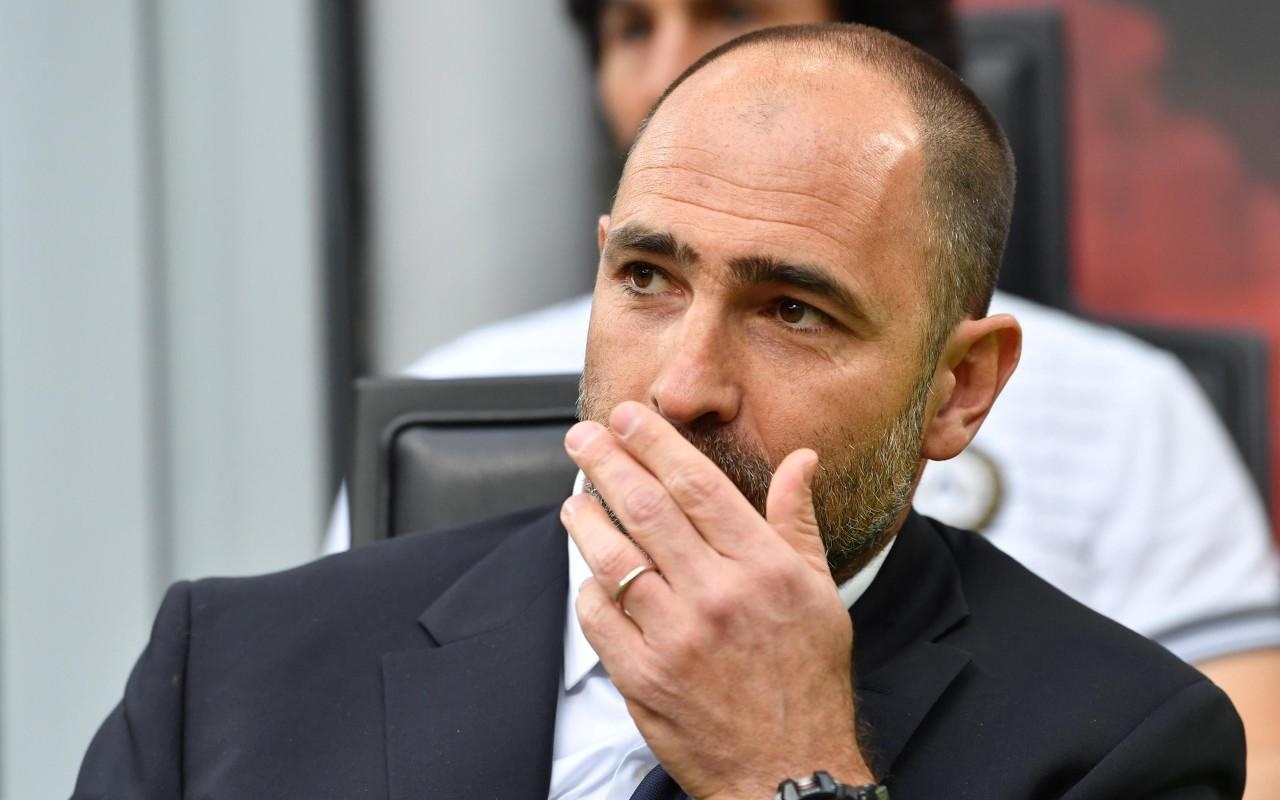 更是对其梯 更是对其梯