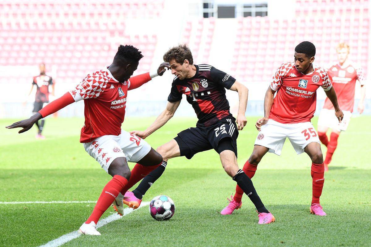 能突能射的 能突能射的